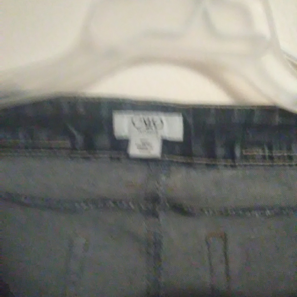 Capris - Picture 2 of 3
